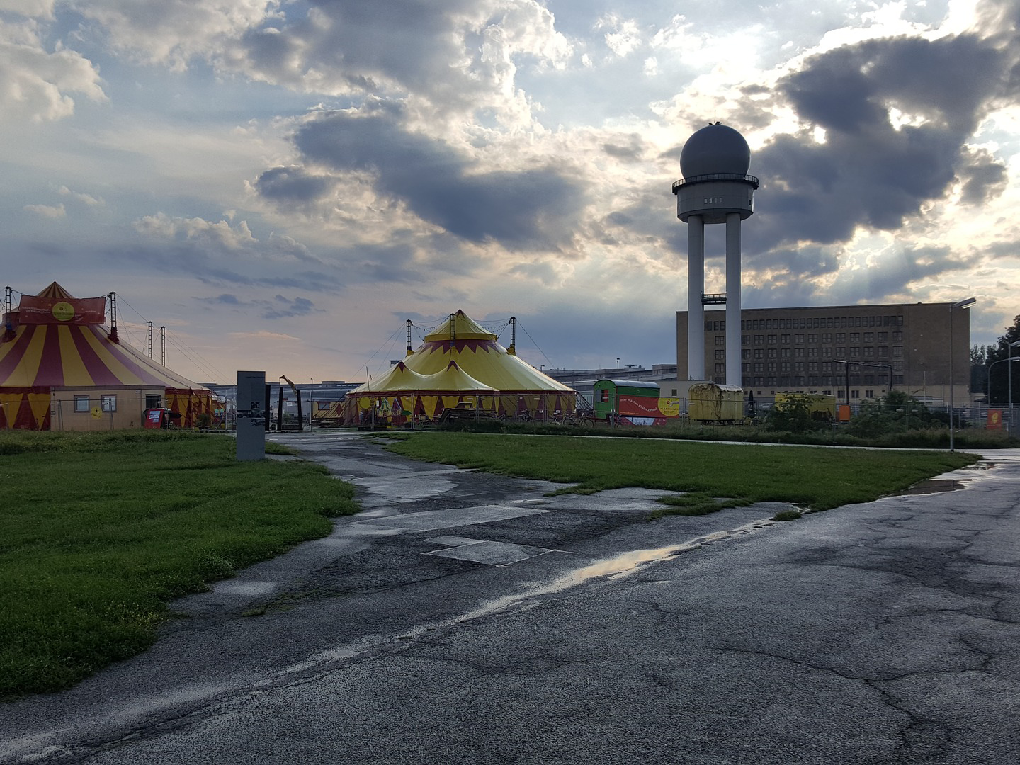 berlin-2508699_1920_neu
